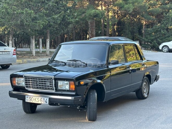 LADA (VAZ) 2107-4