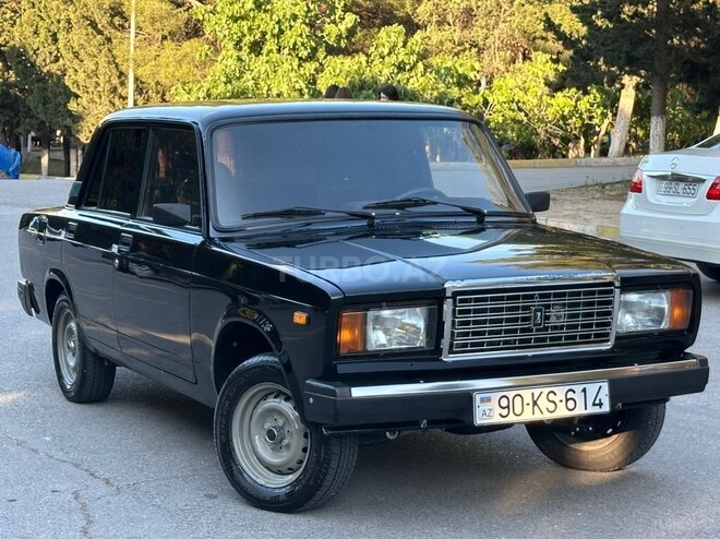 LADA (VAZ) 2107-5