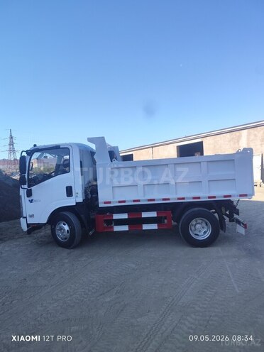Isuzu ELF-2