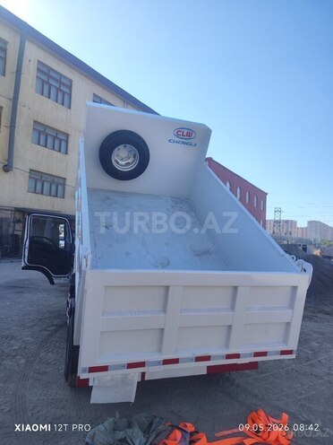 Isuzu ELF-9