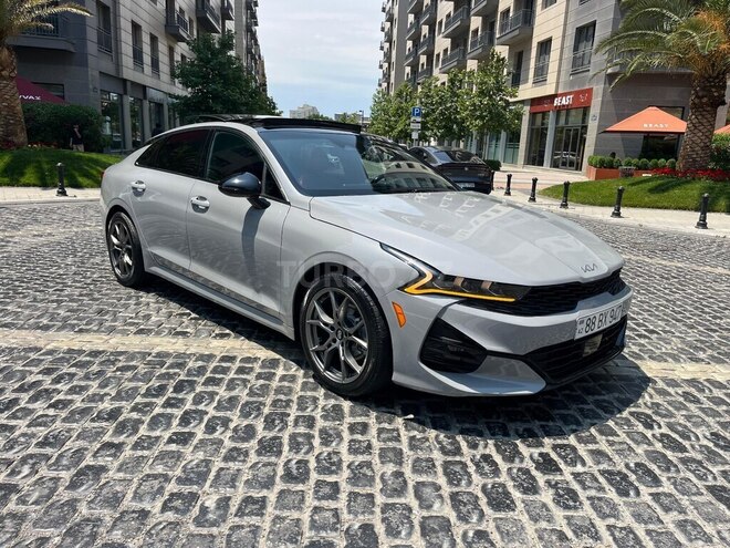 Kia K5-21