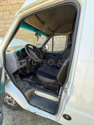 Ford Transit-5