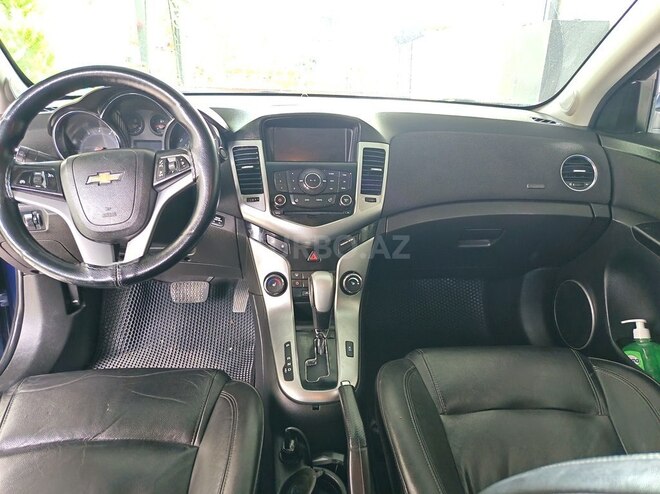 Chevrolet Cruze-4