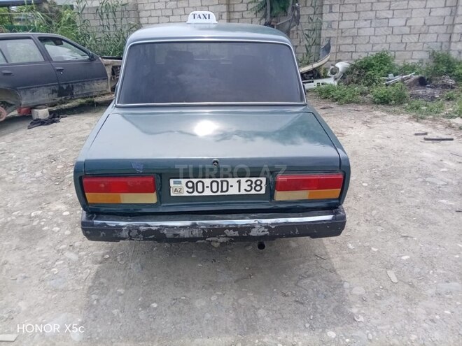LADA (VAZ) 2107-2