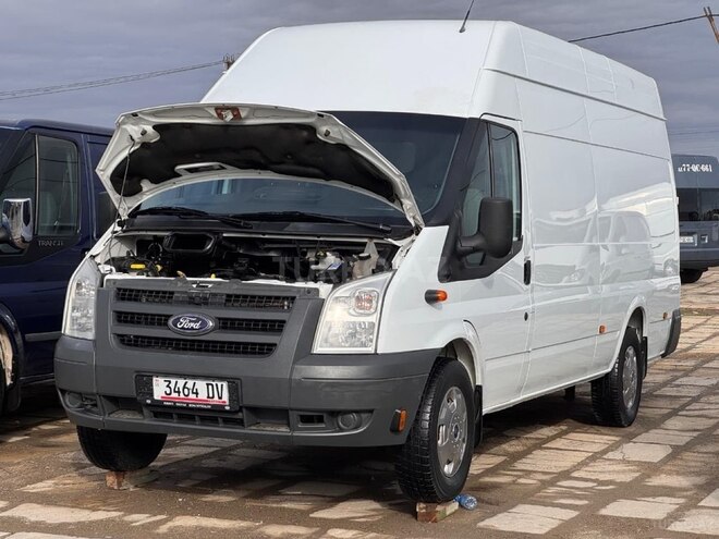 Ford Transit-2