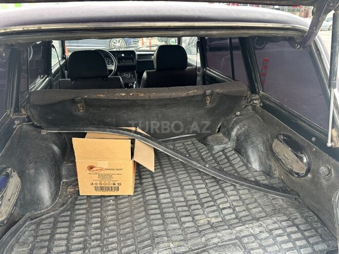 LADA (VAZ) 2104-9