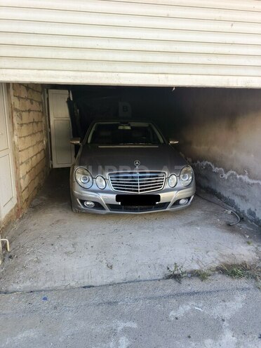 Mercedes E 220-4