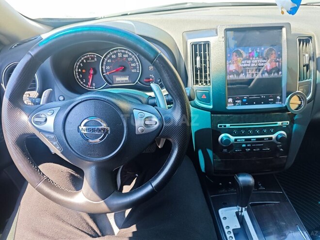 Nissan Maxima-8
