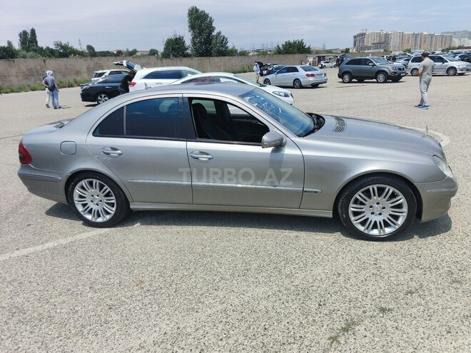 Mercedes E 220-7
