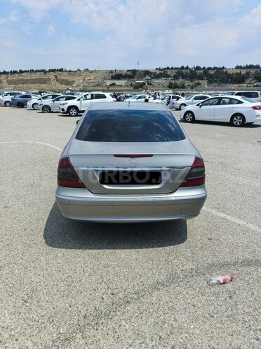 Mercedes E 220-5