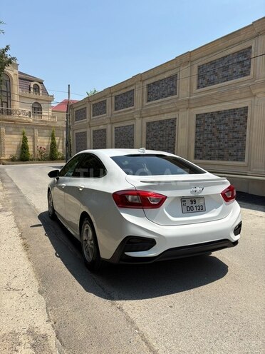 Chevrolet Cruze-5