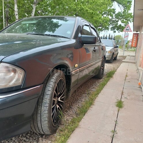 Mercedes C 240-3
