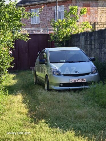 Toyota Prius-1