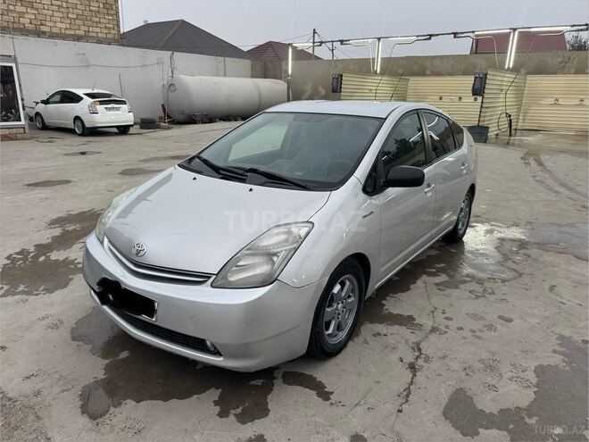 Toyota Prius-1