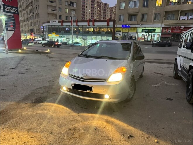 Toyota Prius-7