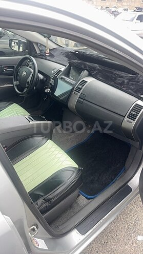 Toyota Prius-11