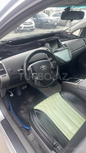 Toyota Prius-18