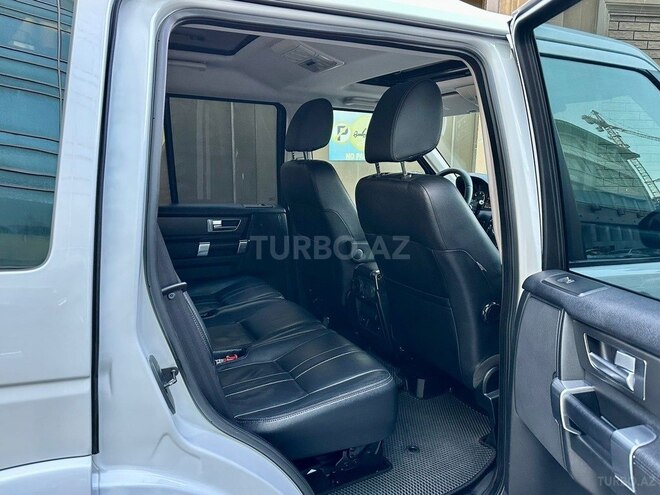 Land Rover Discovery-11