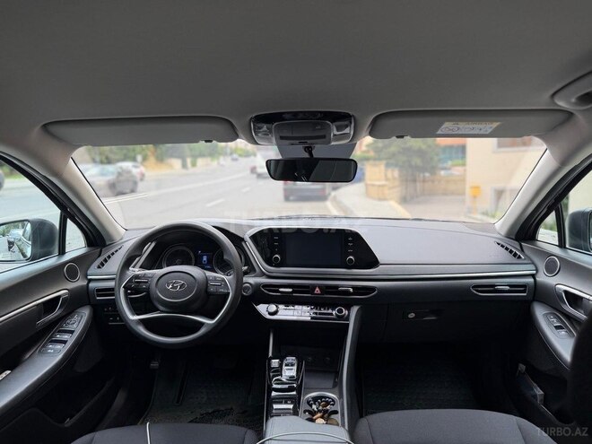 Hyundai Sonata-4