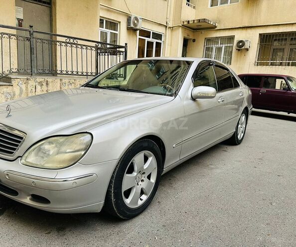Mercedes S 320-4