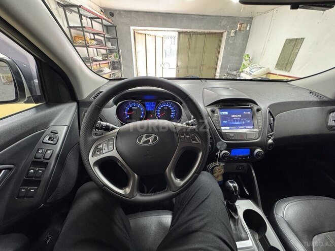Hyundai ix35-10