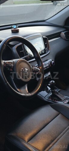 Kia Sorento-10