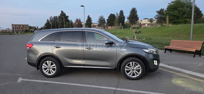 Kia Sorento-8