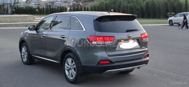 Kia Sorento-5