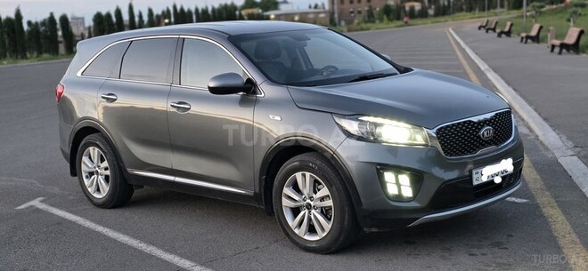 Kia Sorento-11