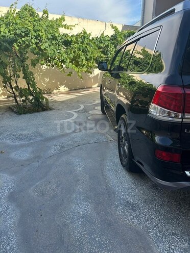 Lexus LX 570-4