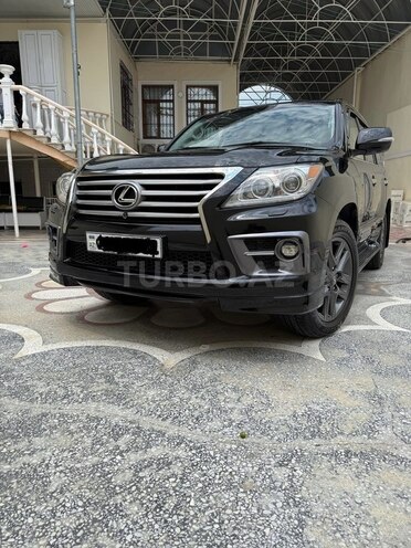 Lexus LX 570-11