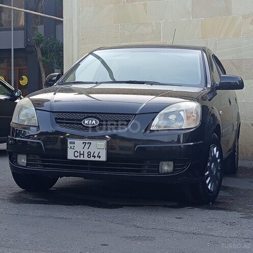 Kia Rio-1