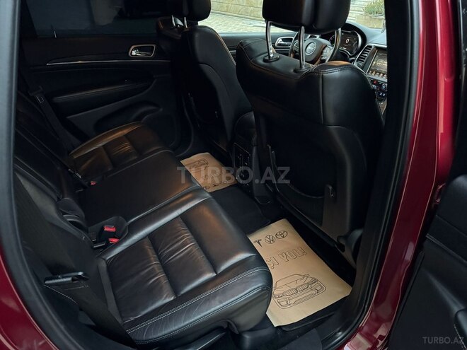 Jeep Grand Cherokee-13
