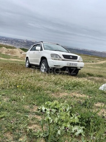Toyota Harrier-1