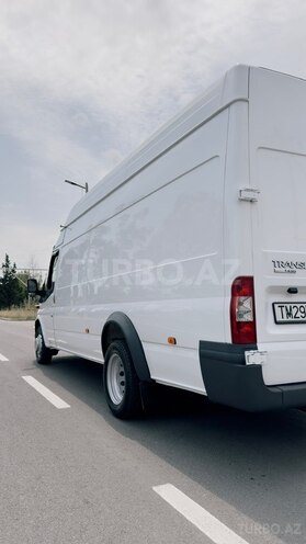 Ford Transit-7