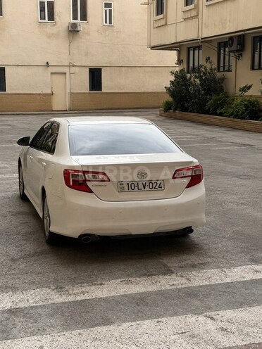 Toyota Camry-2