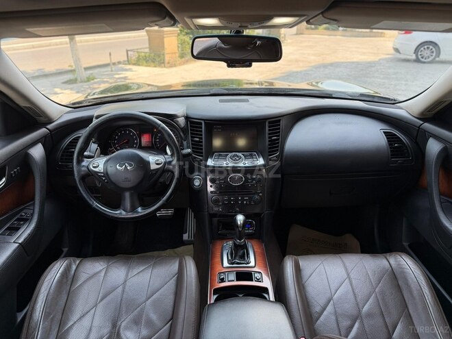 Infiniti FX35-4