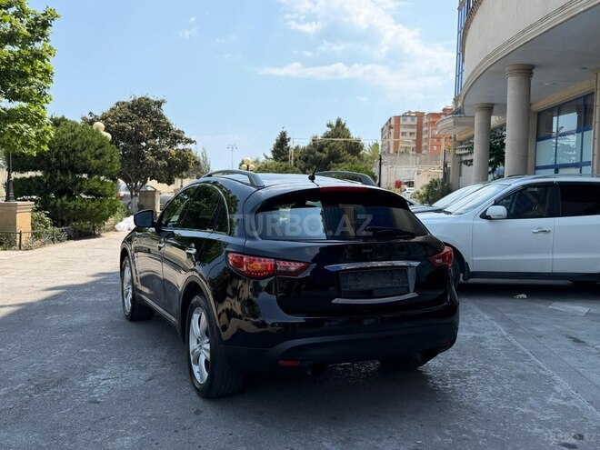 Infiniti FX35-5