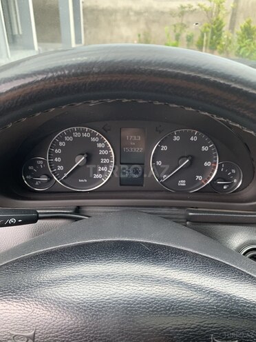 Mercedes C 320-7