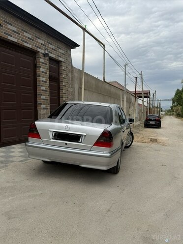 Mercedes C 180-2