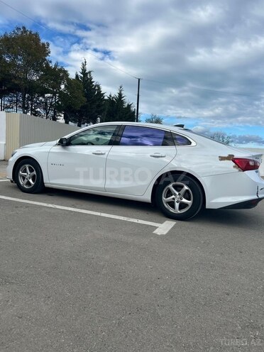 Chevrolet Malibu-9