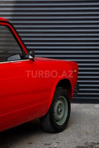 LADA (VAZ) 2107-2