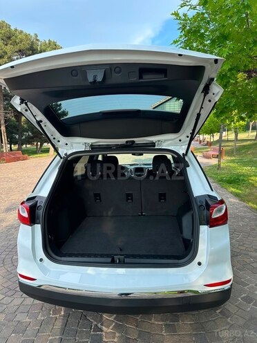 Chevrolet Equinox-8