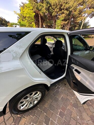 Chevrolet Equinox-21