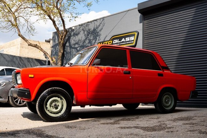 LADA (VAZ) 2107-18