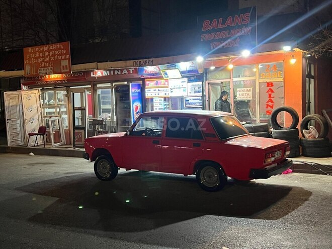 LADA (VAZ) 2107-15