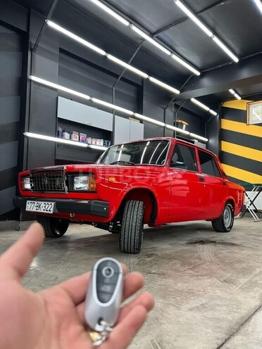 LADA (VAZ) 2107-17