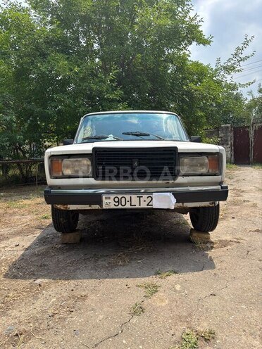 LADA (VAZ) 2107-1