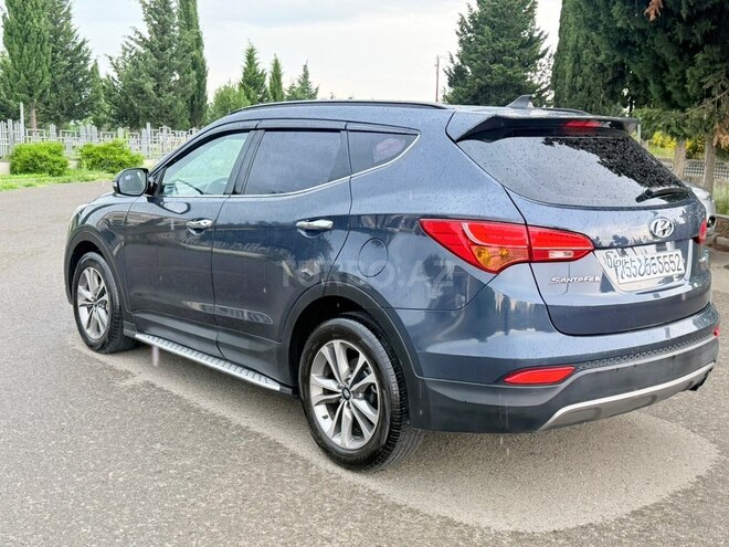Hyundai Santa Fe-10