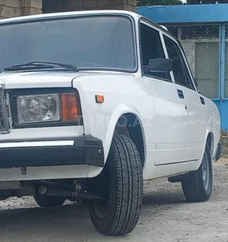 LADA (VAZ) 2107-5